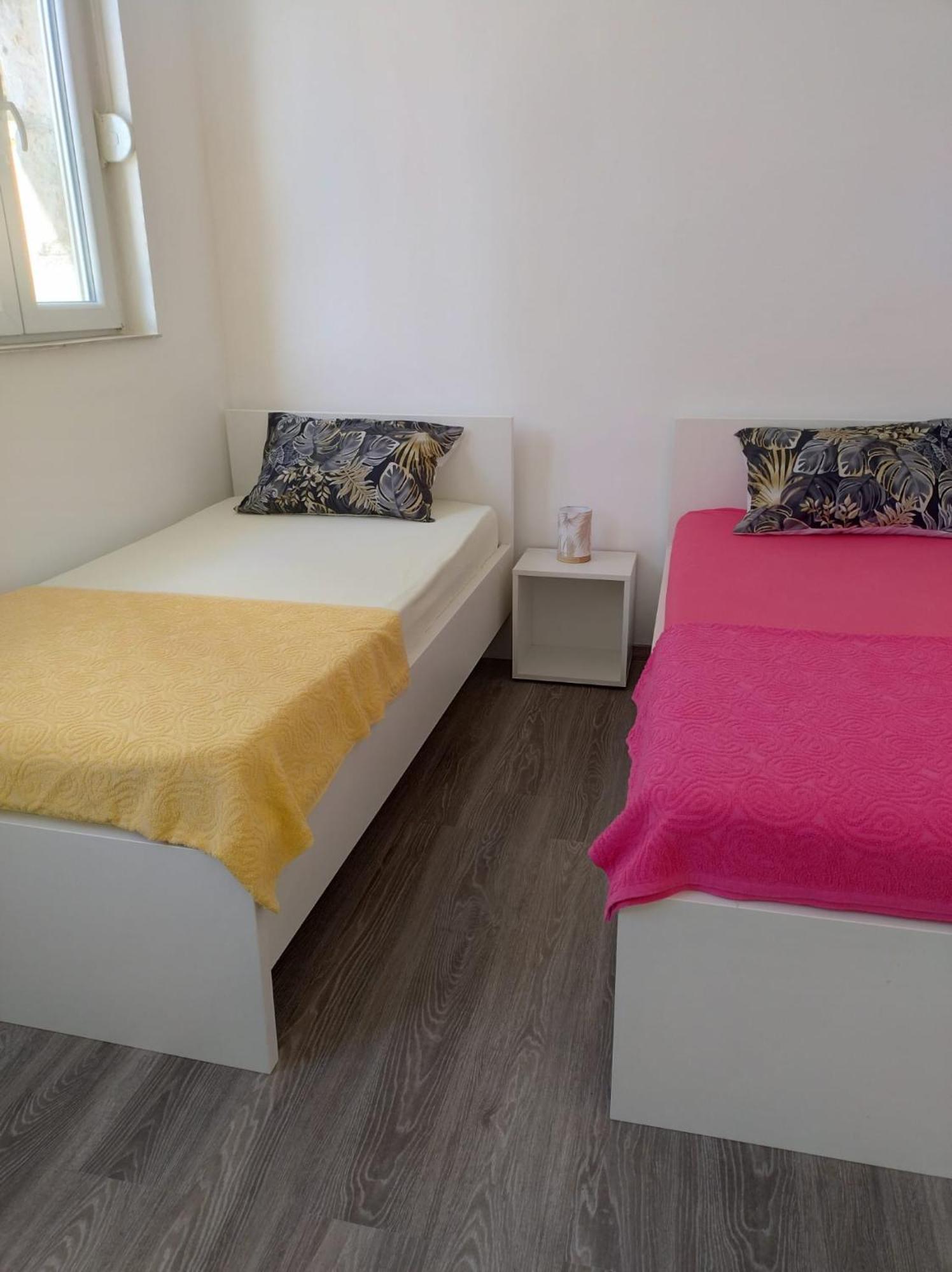 Tany Apartment Драмал Екстериор снимка